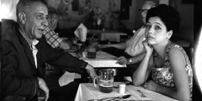 נתן אלתרמן עם תרצה אתר