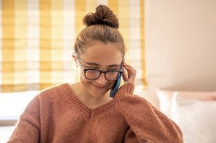 conversation-phone